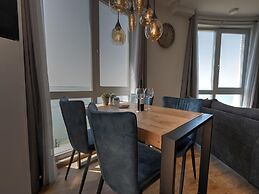 Premium Apartment With Covered Terrace