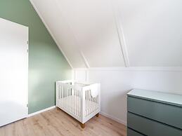 Holiday Home in Scherpenisse With Garden