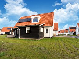 Holiday Home in Scherpenisse With Garden