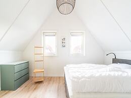 Holiday Home in Scherpenisse With Garden