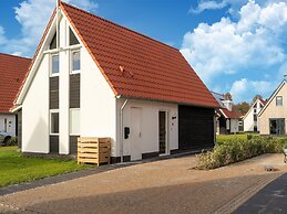 Modern Holiday Home in Scherpenisse With Garden