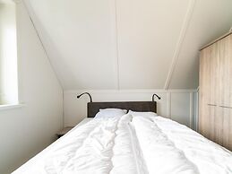 Holiday Home in Scherpenisse With Garden