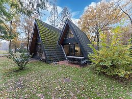 Serene Holiday Home in the Forest