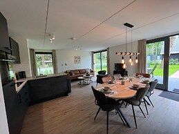 Chalet in Lochem Near Forest & Cycling