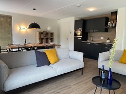 Cosy Holiday Home in a Wooded Area in Lochem