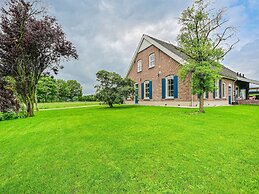 Farmhouse in De Heurne Near the Forest