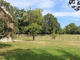 Farmhouse in De Heurne Near the Forest