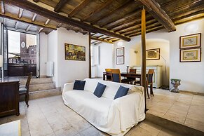 The Balcony Suite -Piazza del Campo View