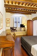 The Balcony Suite -Piazza del Campo View