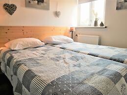 Apartment in Giethoorn With Parking
