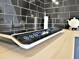 Apartment in Giethoorn With Parking