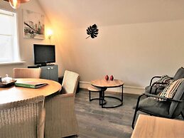 Apartment in Giethoorn With Parking