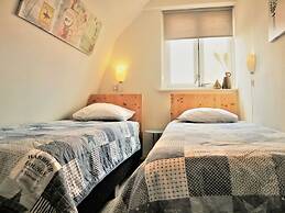 Apartment in Giethoorn With Parking