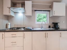 Beautiful Chalet in the Woods With a Shared Pool