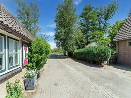 Holiday Home in the Heart of Giethoorn