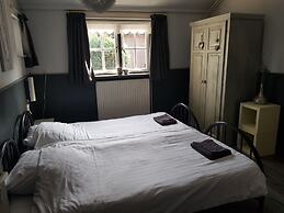 Holiday Home in the Heart of Giethoorn