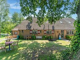 Holiday Home in the Heart of Giethoorn