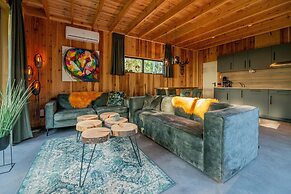 Luxury Wellness Lodge for a Couple