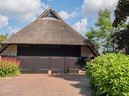Grandeur Farmhouse in Dwingeloo