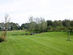 Grandeur Farmhouse in Dwingeloo at a National Park