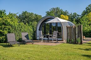Couple Retreat at Unique Nature Lodge