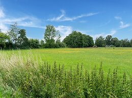 Cosy Holiday Home Near Den Ham With Garden