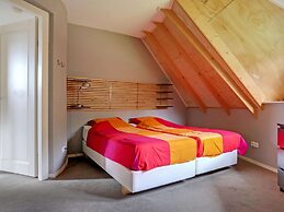 Unique Holiday Home in Noordwolde With Garden