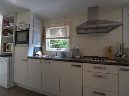 Holiday Home in Hattemerbroek With Smart TV