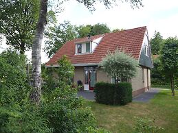 Fine Vacation Home Near Lemelerberg