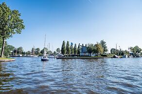 Luxury Villa Near the Frysian Water