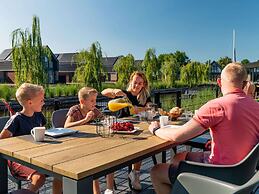 Luxury Villa Near the Frysian Water