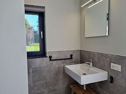 Luxury Villa Near the Frysian Water