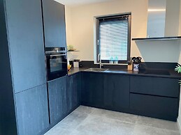 Watervilla Fiif in Friesland With two Rooms