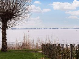 Modern Flat at the Sneekermeer Lake