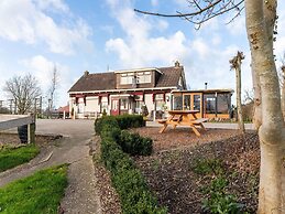 Nice Holiday Home With Boat and Jetty