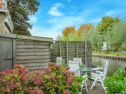 Waterside Escape With Private Jetty