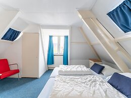 Modern Holiday Home in Heeg With Garden