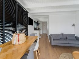 Houseboat in Stavoren With Waterfront Views