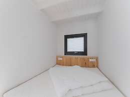 Houseboat in Stavoren With Waterfront Views