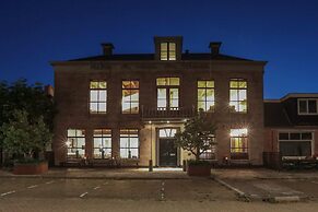 Inn in Ternaard Near Heritage