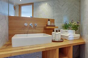 Inn in Ternaard Near Heritage