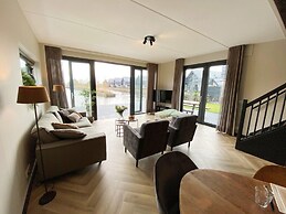 Modern Water Villa on the Frisian Water