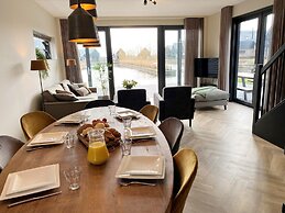 Modern Water Villa on the Frisian Water