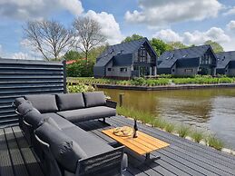 Modern Water Villa on the Frisian Water