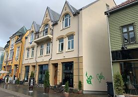 ARCTIC HOMES - THE RETREAT