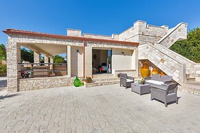 3152 Villa Arielle by Perle di Puglia