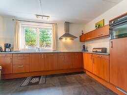 Free Holiday Home With big Garden