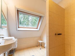 Free Holiday Home With big Garden