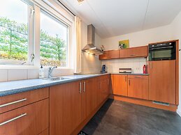 Free Holiday Home With big Garden