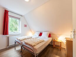 Free Holiday Home With big Garden